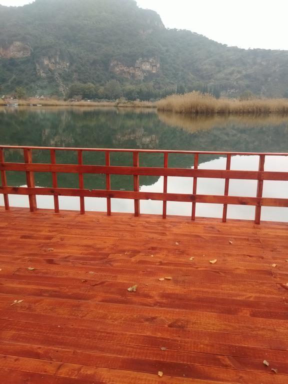 Holiday Hotel Дальян Экстерьер фото