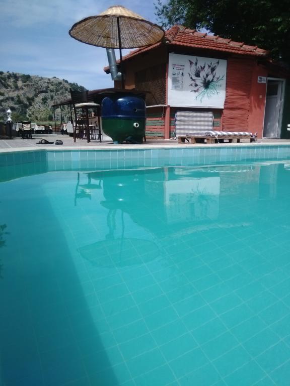 Holiday Hotel Дальян Экстерьер фото